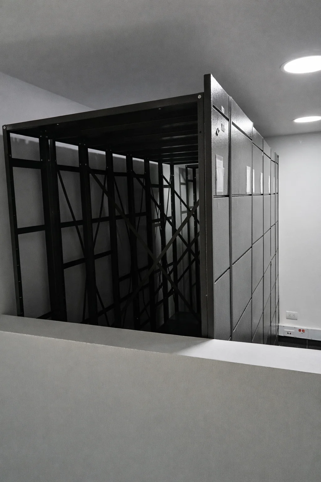 Escuela de Cadetes de Colombia | Instalación y Mantenimiento de Archivo Rodante 8